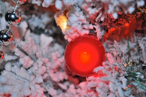 This tree is one hot mess, and I don't always mean that in the good way "hot mess" has come to mean.