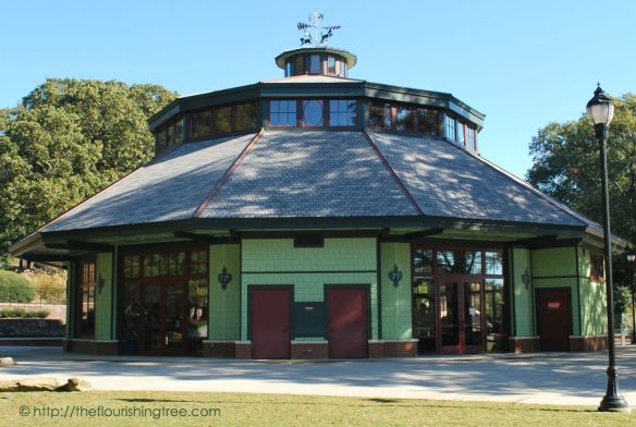 PullenPark_2014_carouselhouseFT